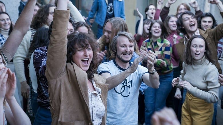 彩紅暴動電影劇照1