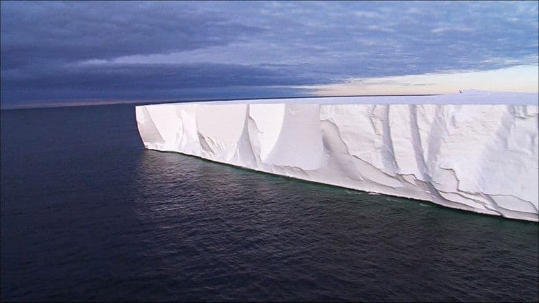 At the Edge of the World電影劇照1