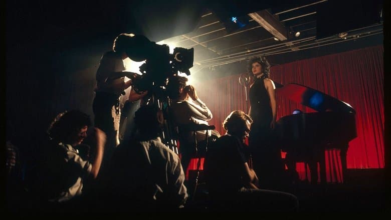 重探藍色夜合花電影劇照1