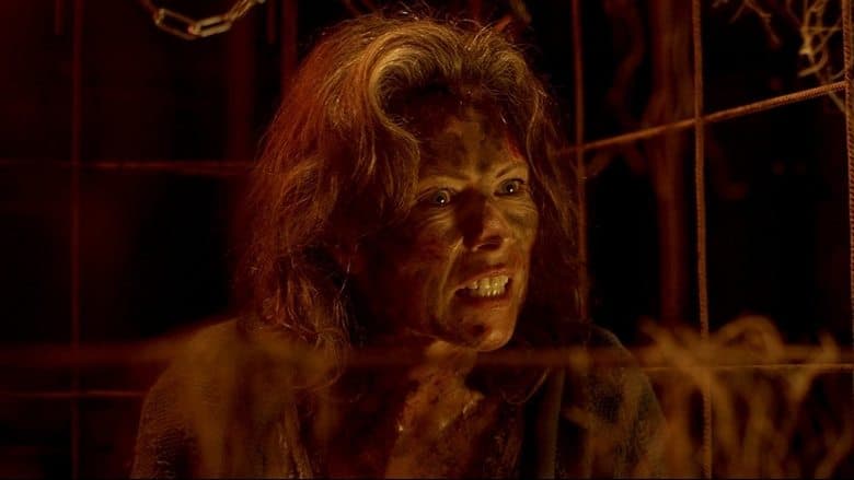 Escape from Cannibal Farm電影劇照1