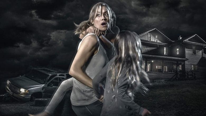 He's Out There電影劇照1