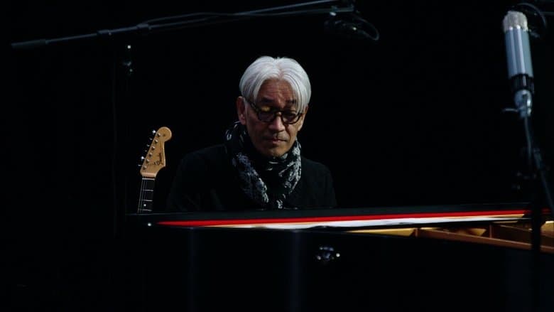 Ryuichi Sakamoto Playing the Piano for the Isolated電影劇照1