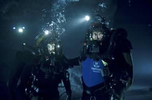 潛行深淵電影劇照6