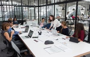 見習冇限耆電影劇照9