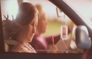 不正常麗莎電影劇照13