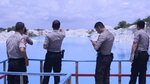 科技大地（敵）︰里亞利沙迪短片三部曲 (M+ Cinema Programmes)電影劇照3