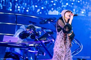 劇場版 YOASOBI 5th ANNIVERSARY DOME LIVE 2024 “超現實”電影劇照3