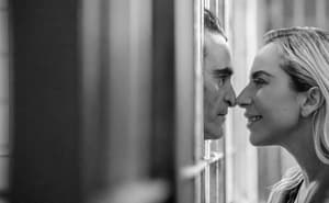 𝗺𝟲 𝘀𝗰𝗿𝗲𝗲𝗻𝗶𝗻𝗴 𝟬𝟬𝟵 x The Point ➤ 《小丑：雙瘋》叛逆探戈特別場	電影劇照19