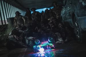 屍殺半島電影劇照7