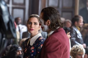 小丑：雙瘋電影劇照20