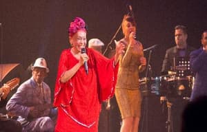 弦滿夏灣拿電影劇照7