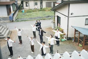 長夜盡頭的微光電影劇照4