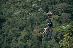 鐵人狗狗電影劇照14