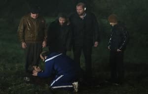 癲離地中坑電影劇照8