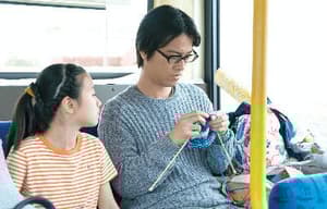 當他們認真編織時電影劇照5