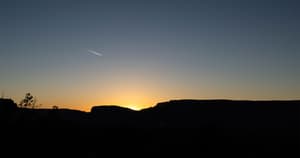 無視險峰大步走(bcDocs)電影劇照8