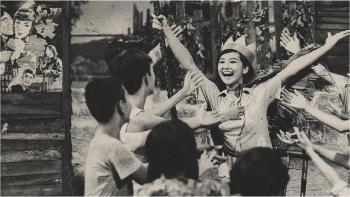 兔女郎 (影畫早晨——家燕與小田)電影劇照1