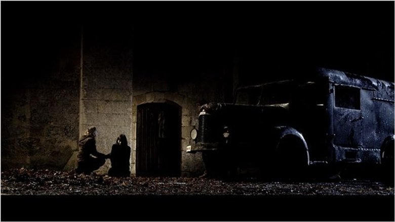 Le Village des ombres電影劇照1