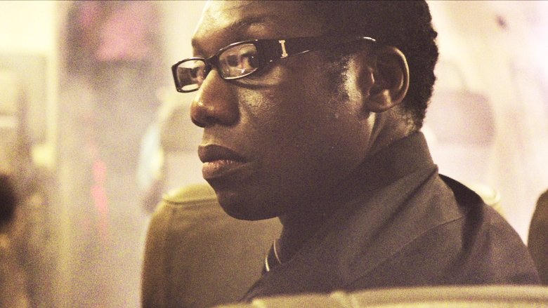 Last Flight to Abuja電影劇照1