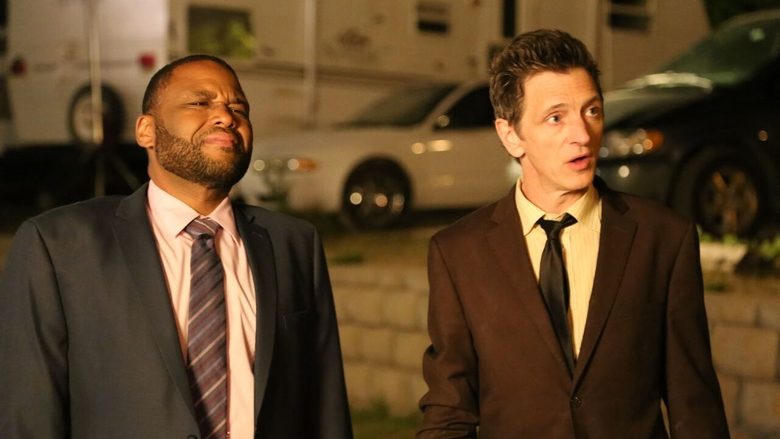 Small Town Crime電影劇照1