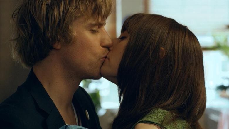 Love Is Thicker Than Water電影劇照1