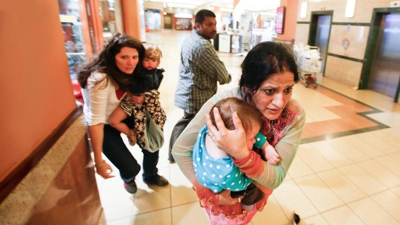 Terror at the Mall電影劇照1