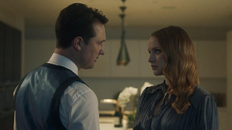 The Stranger in Our Bed電影劇照1