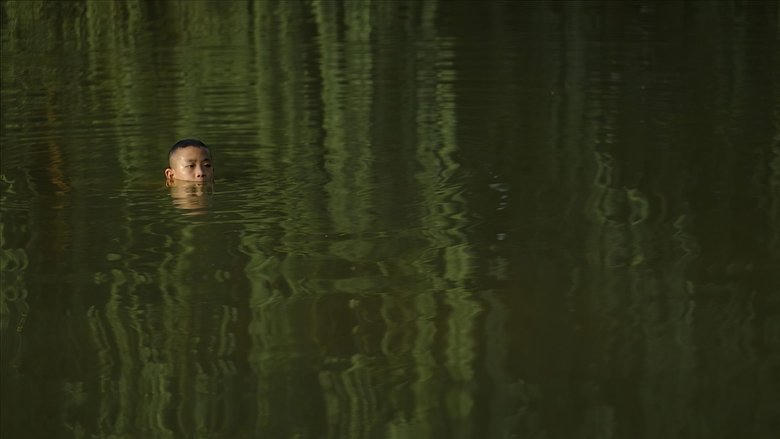 Merry Christmas, Yiwu電影劇照1