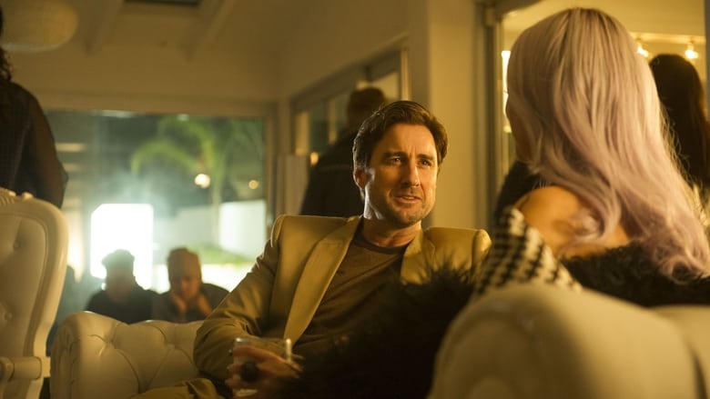 High Voltage電影劇照1