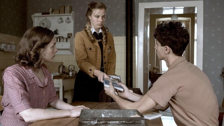 Kästner und der kleine Dienstag電影劇照1