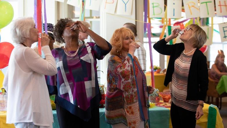 Queen Bees電影劇照1