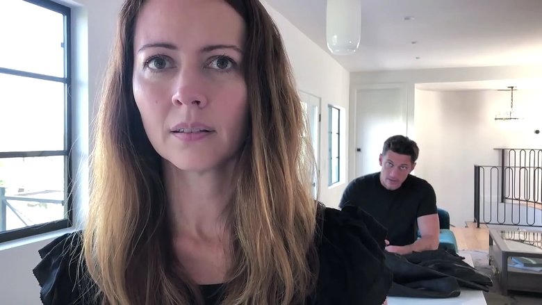 Outside電影劇照1