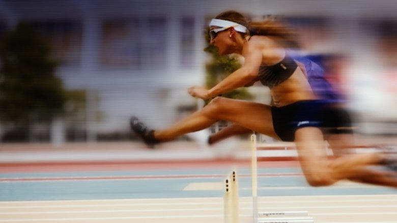 跨欄好手洛洛瓊斯電影劇照1