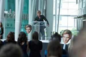 美女與野獸 新世紀激情篇電影劇照8