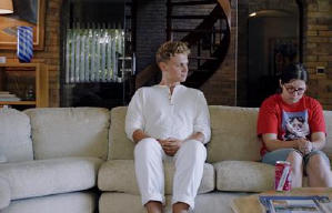 伊娃失身的抉擇電影劇照3