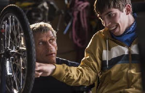 鐵人父子電影劇照7