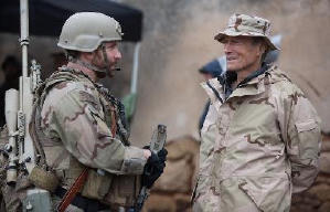 美國狙擊手電影劇照2