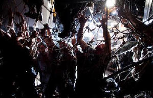 80分鐘死亡直播：屍人嚇輪電影劇照3