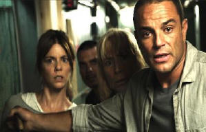 80分鐘死亡直播：屍人嚇輪電影劇照4