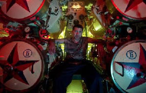 黑海潛航：追撃20億電影劇照5