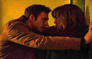 對面的男孩殺過來電影劇照4