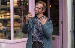 Absolutely Anything電影劇照3