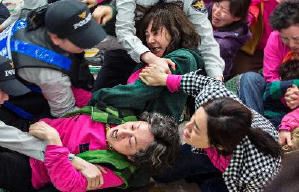 逆權師奶電影劇照3