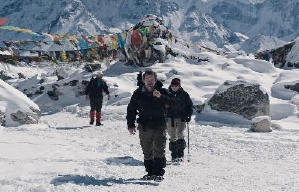 珠峯浩劫電影劇照3