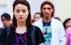 燈塔下的戀人電影劇照7