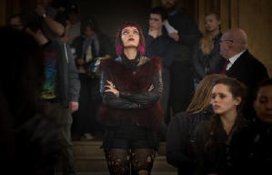 折翼天使首部曲：魔咒之吻電影劇照8