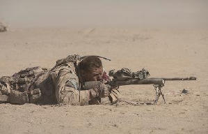 危牆殺戮電影劇照12