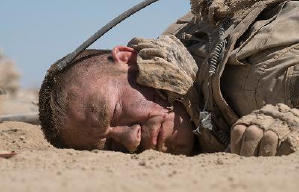 危牆殺戮電影劇照11