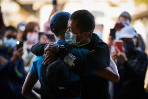 香港四徑大步走電影劇照10