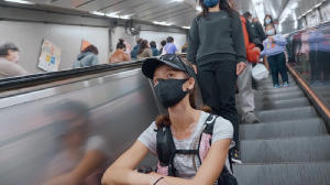 香港四徑大步走電影劇照42